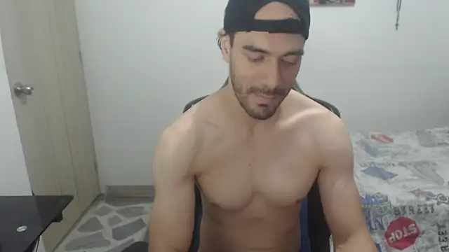 samuelgarcia  online show from 07-12-26, 06:47
