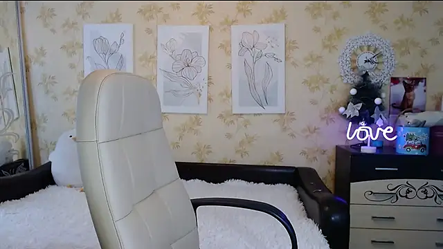 Snapshot of SindyXNiksy chatting on 12-19-24, 11:07 SindyXNiksy online show from 12-19-24, 11:07