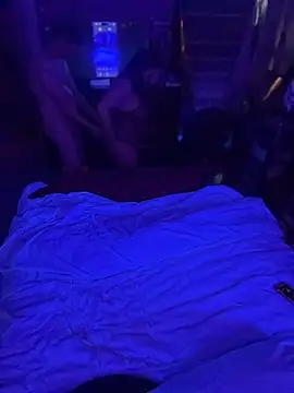 mirandamark2020 online show from 04-14-26, 11:48