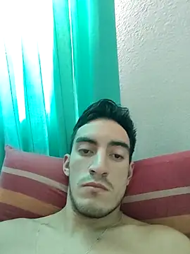 Snapshot of TommyMomentum chatting on 03-12-26, 12:42 TommyMomentum online show from 03-12-26, 12:42