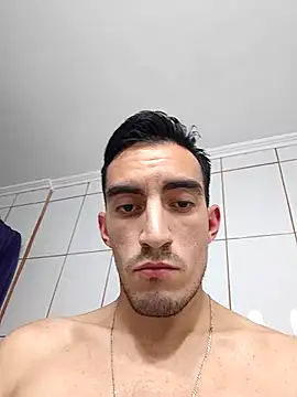 Snapshot of TommyMomentum chatting on 11-21-25, 05:06 TommyMomentum online show from 11-21-25, 05:06