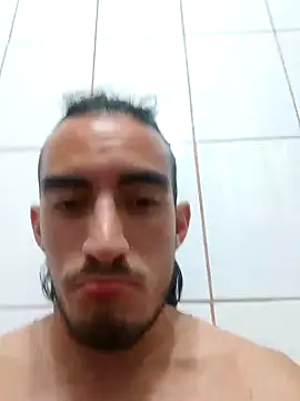 Snapshot of TommyMomentum chatting on 01-06-25, 06:47 TommyMomentum online show from 01-06-25, 06:47