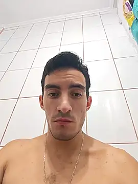 Snapshot of TommyMomentum chatting on 02-13-26, 05:40 TommyMomentum online show from 02-13-26, 05:40