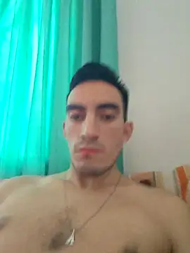 Snapshot of TommyMomentum chatting on 01-09-26, 10:17 TommyMomentum online show from 01-09-26, 10:17