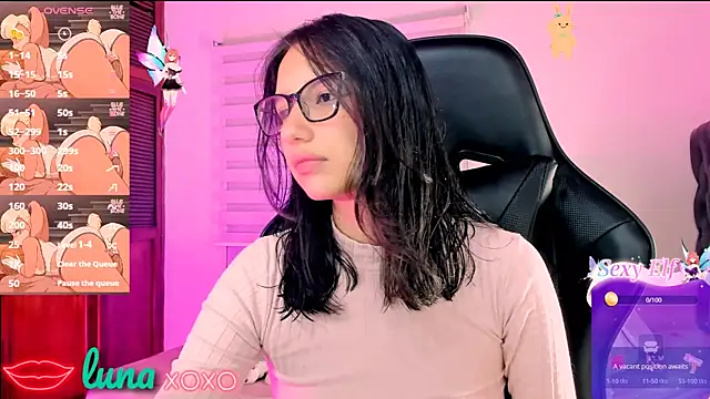 Snapshot of Luniverse chatting on 02-05-25, 10:55 Luniverse online show from 02-05-25, 10:55