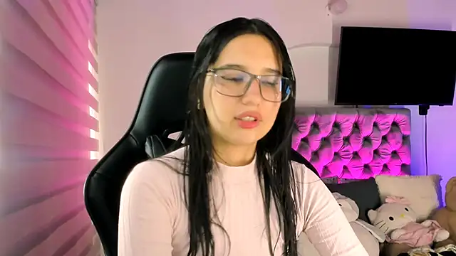 Luniverse online show from 11-10-25, 06:35