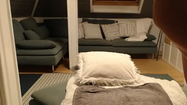 KimMitchelli online show from 10-27-25, 04:57