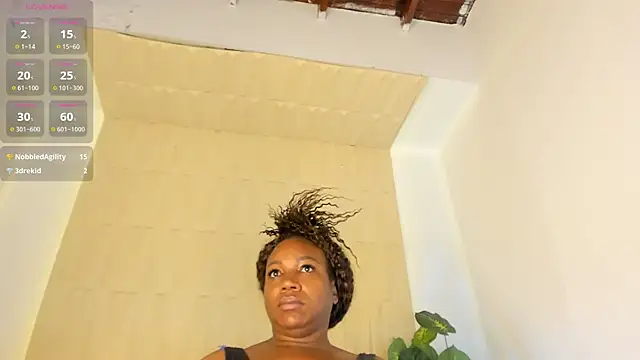 mia pineda online show from 05-27-26, 09:38