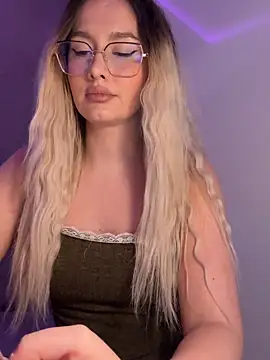 mollyxxx online show from 03-27-26, 02:53