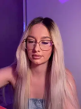 mollyxxx online show from 10-09-25, 02:23