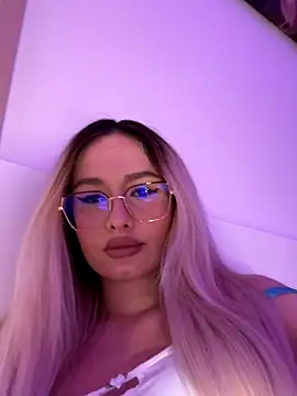 mollyxxx online show from 12-04-25, 01:15