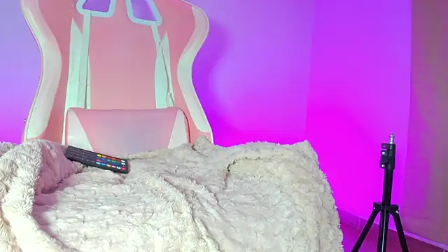 KataFerreira777 online show from 04-01-26, 10:39