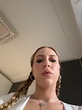 RockQueen A online show from 12-03-25, 04:46