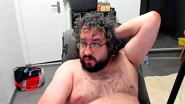 Snapshot of bears549a chatting on 12-19-24, 12:13 bears549a online show from 12-19-24, 12:13