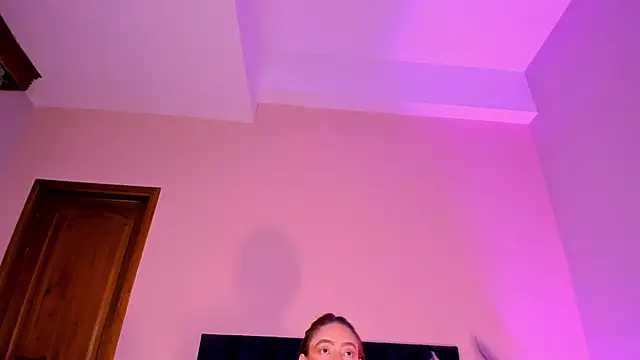 JupiteFox online show from 03-10-26, 01:09