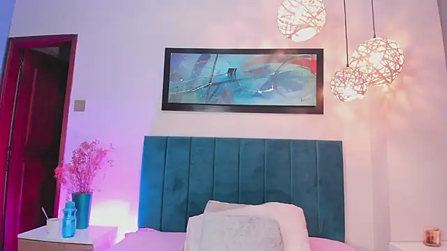 JupiteFox online show from 10-12-25, 12:01