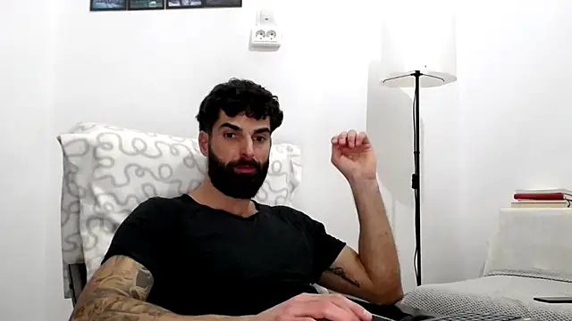 Snapshot of Verycutex chatting on 01-16-26, 03:49 Verycutex online show from 01-16-26, 03:49