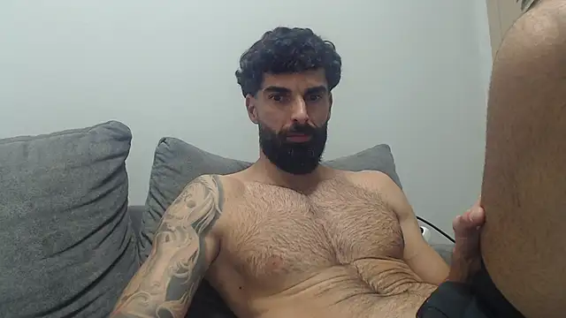 Snapshot of Verycutex chatting on 02-05-26, 08:26 Verycutex online show from 02-05-26, 08:26