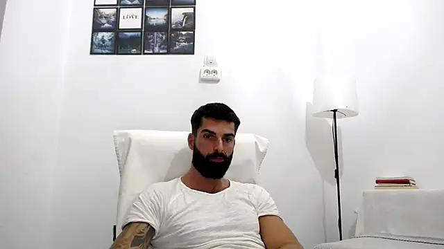 Verycutex online show from 10-14-25, 07:58