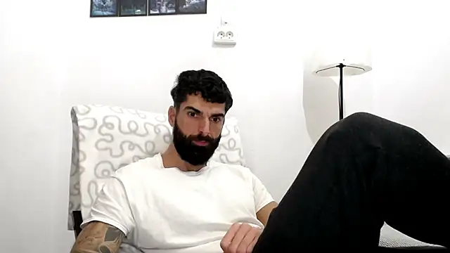 Verycutex online show from 11-29-25, 08:58