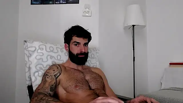 Snapshot of Verycutex chatting on 02-01-26, 12:14 Verycutex online show from 02-01-26, 12:14