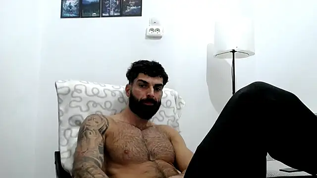 Verycutex online show from 12-04-25, 06:18