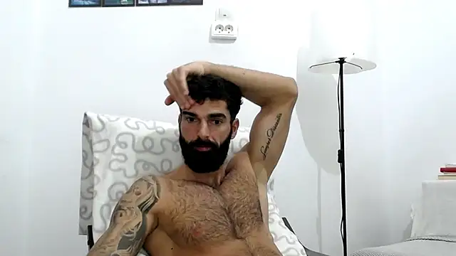 Verycutex online show from 11-13-25, 06:17