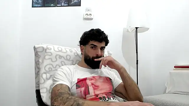 Snapshot of Verycutex chatting on 02-06-26, 01:29 Verycutex online show from 02-06-26, 01:29