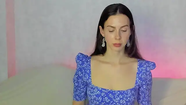 Teresa Hardly online show from 11-13-25, 08:24