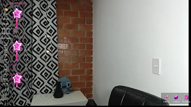 Snapshot of selena_ferri chatting on 01-30-25, 01:44 selena ferri online show from 01-30-25, 01:44