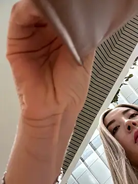 Alexa seexy1 online show from 04-12-26, 12:14