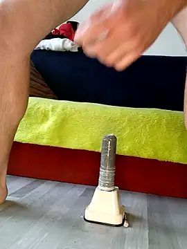 Snapshot of milosek81 chatting on 11-03-25, 01:47 milosek81 online show from 11-03-25, 01:47