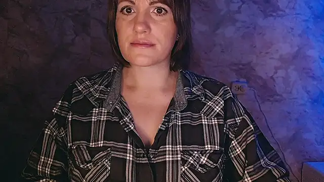 Snapshot of _letty_ chatting on 12-06-24, 01:24  letty  online show from 12-06-24, 01:24
