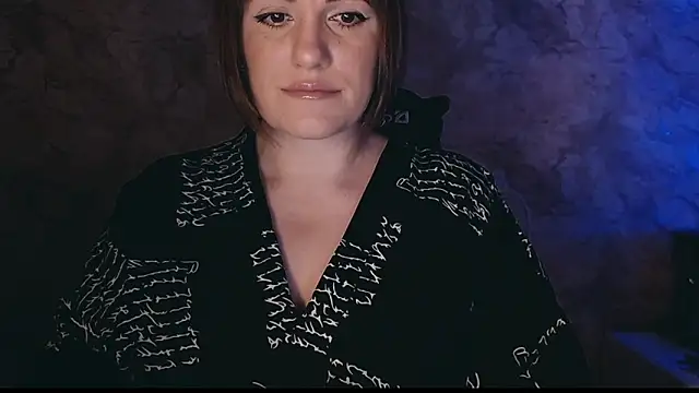 Snapshot of _letty_ chatting on 02-25-25, 09:37  letty  online show from 02-25-25, 09:37