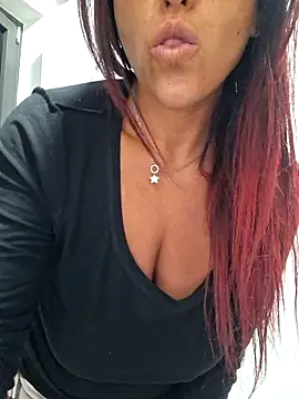 allyson22andy online show from 11-21-25, 01:10