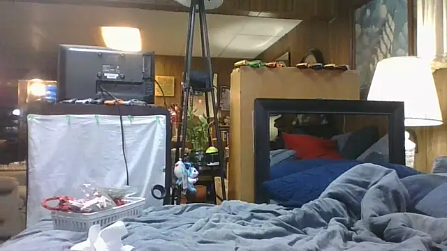 Snapshot of Makowboy chatting on 09-12-25, 07:46 Makowboy online show from 09-12-25, 07:46
