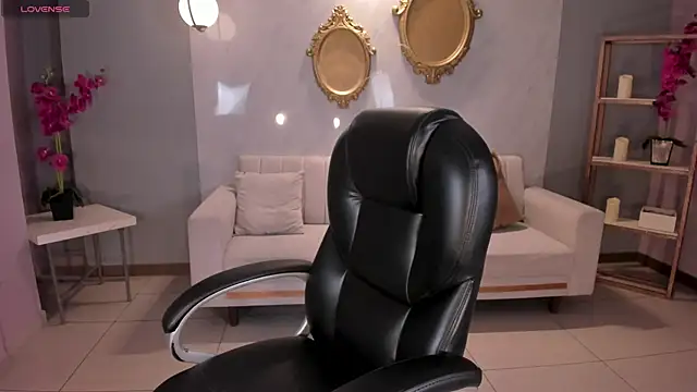 MiaRoberts1 online show from 02-06-26, 07:32