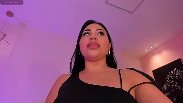 MiaRoberts1 online show from 03-05-26, 09:11