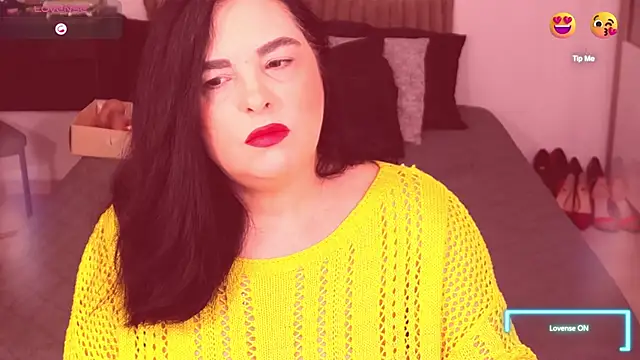 Snapshot of Alenny11 chatting on 02-25-26, 04:12 Alenny11 online show from 02-25-26, 04:12