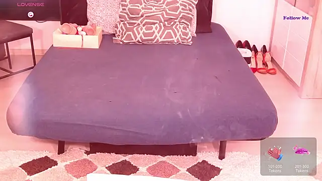 Alenny11 online show from 12-18-25, 04:17