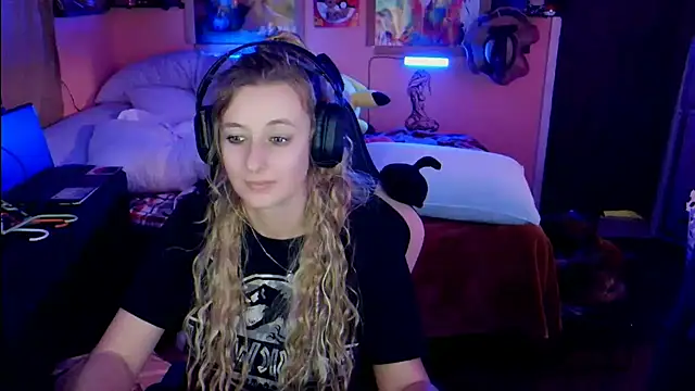 AsiaGoesPro online show from 03-04-26, 02:41