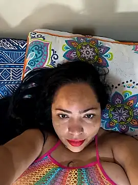 Snapshot of NIKOLE1301 chatting on 09-28-25, 04:14 NIKOLE1301 online show from 09-28-25, 04:14