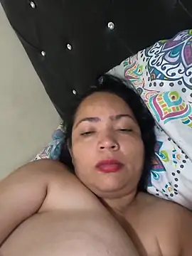 NIKOLE1301 online show from 06-01-26, 07:57