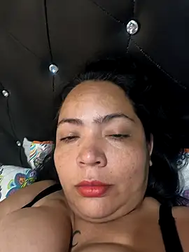 NIKOLE1301 online show from 04-30-26, 07:43