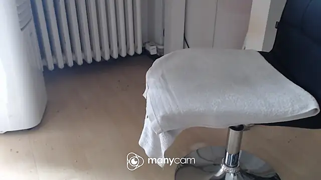 Snapshot of Supermen12171 chatting on 03-29-26, 08:49 Supermen12171 online show from 03-29-26, 08:49