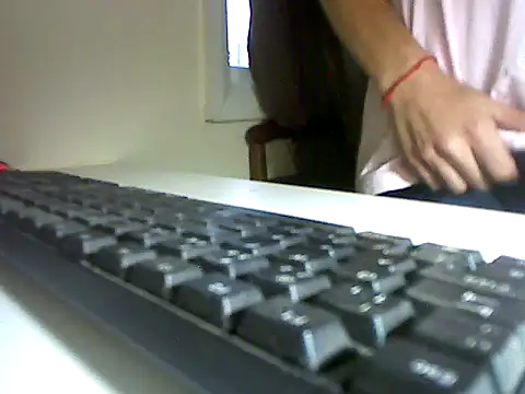 Snapshot of yourboysexy19 chatting on 10-31-25, 09:43 yourboysexy19 online show from 10-31-25, 09:43