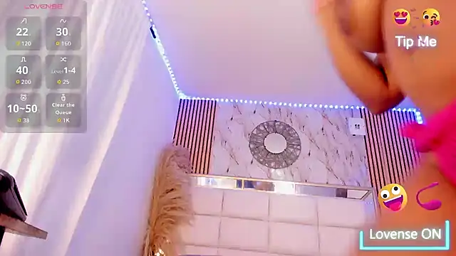 Oriana Davis1 online show from 11-11-25, 01:33