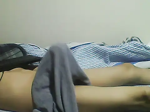 Snapshot of sebastian_aries chatting on 10-24-25, 05:28 sebastian aries online show from 10-24-25, 05:28