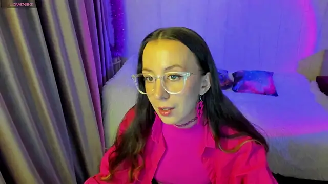 CurlySteph online show from 11-09-25, 04:00