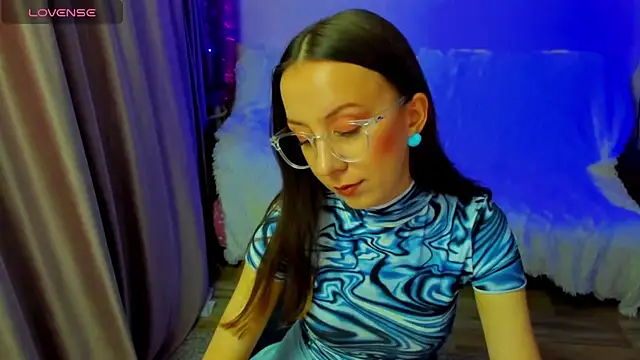 CurlySteph online show from 01-11-26, 03:19